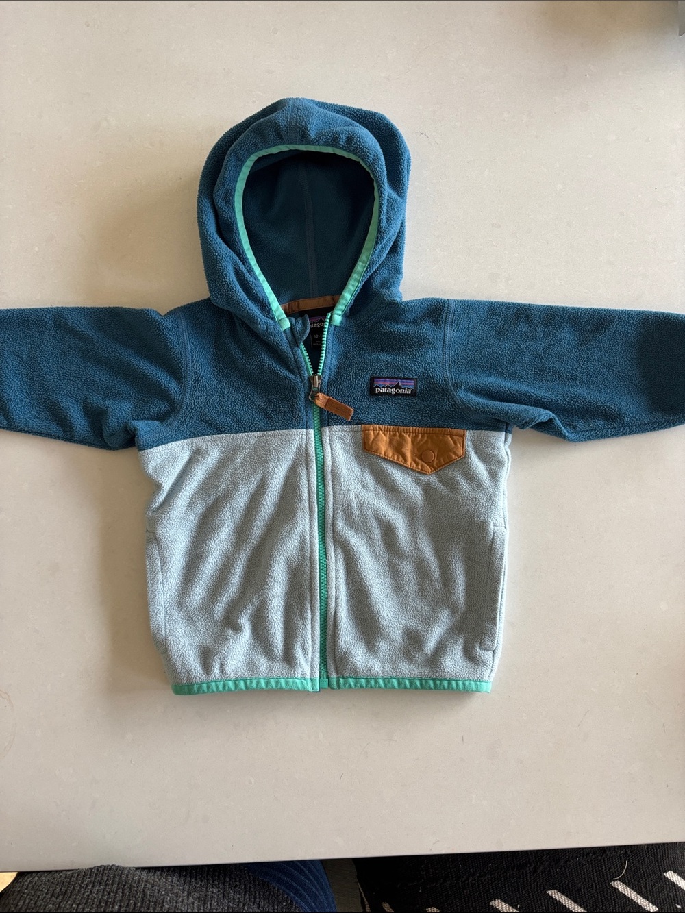 Patagonia micro d snap-t Kids Two-Tone Hooded Fleece Jacket - aqua & Light blue